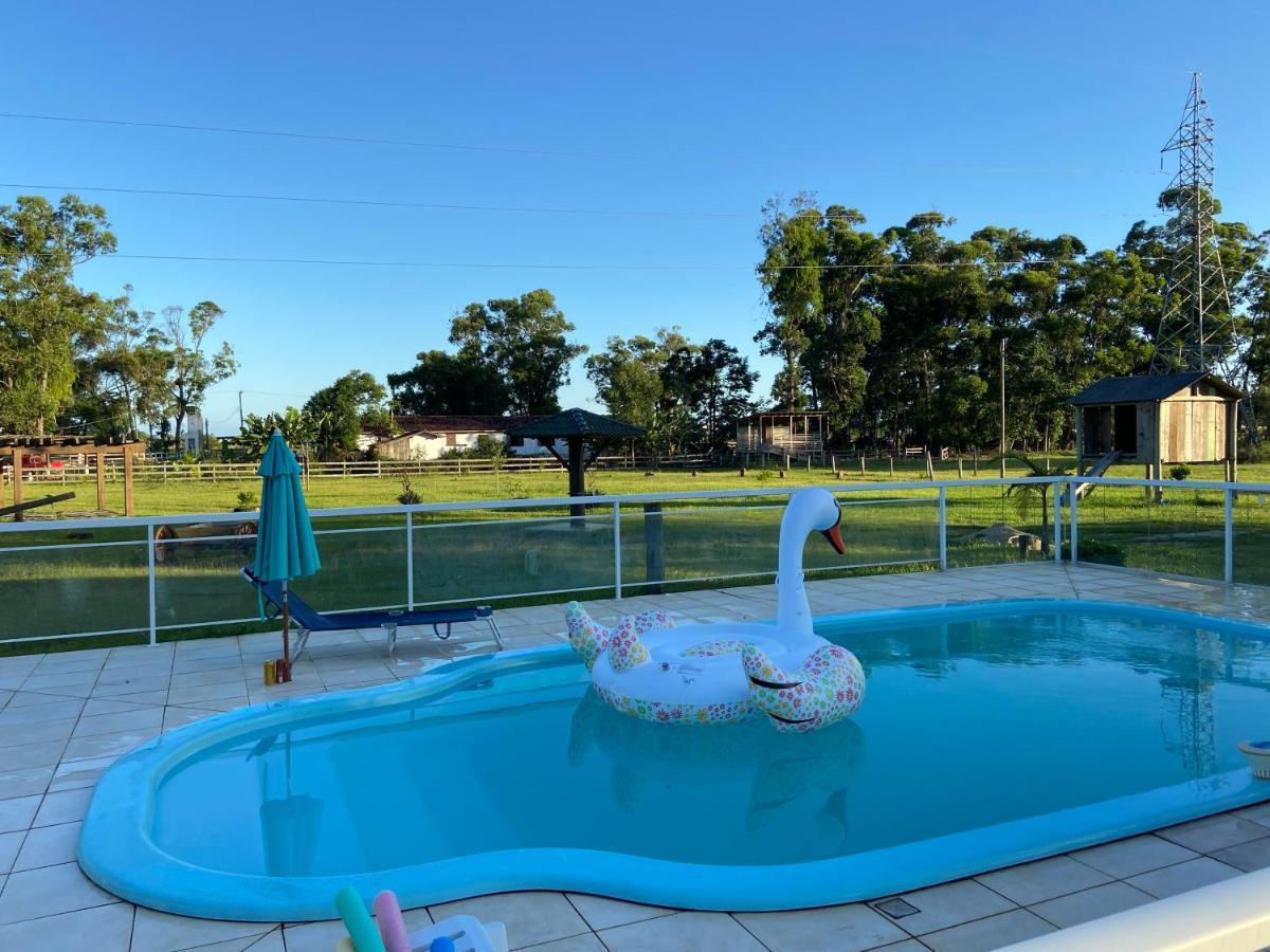 Haras Trevo De Ferro, Praia, Piscina E Campo Torres Kültér fotó